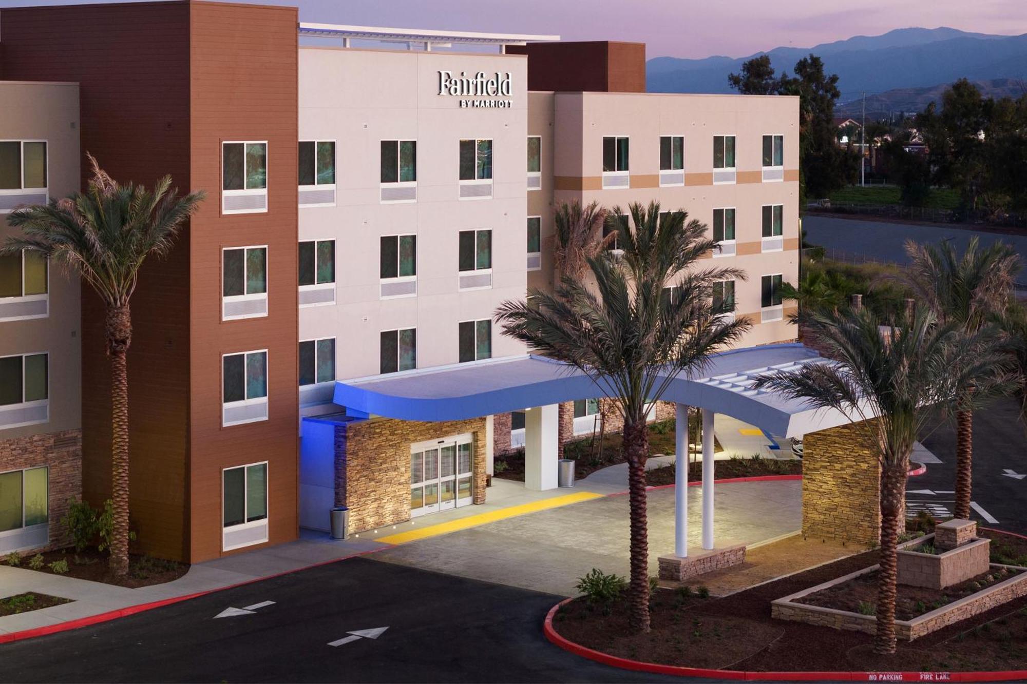 Fairfield By Marriott Inn & Suites Chino Esterno foto